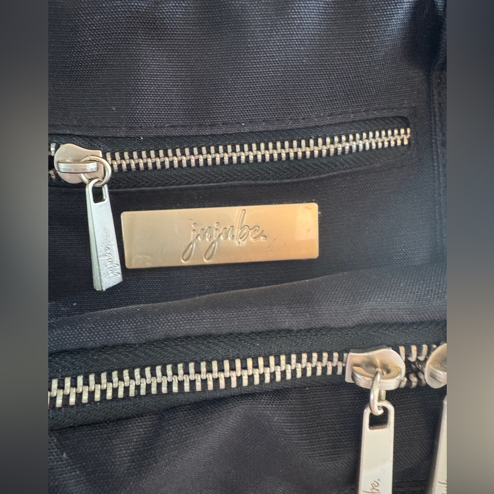 JuJuBe BFF Black Chromatics Baby Bag w/ Gold Accents & pacifier holder - Picture 2 of 11